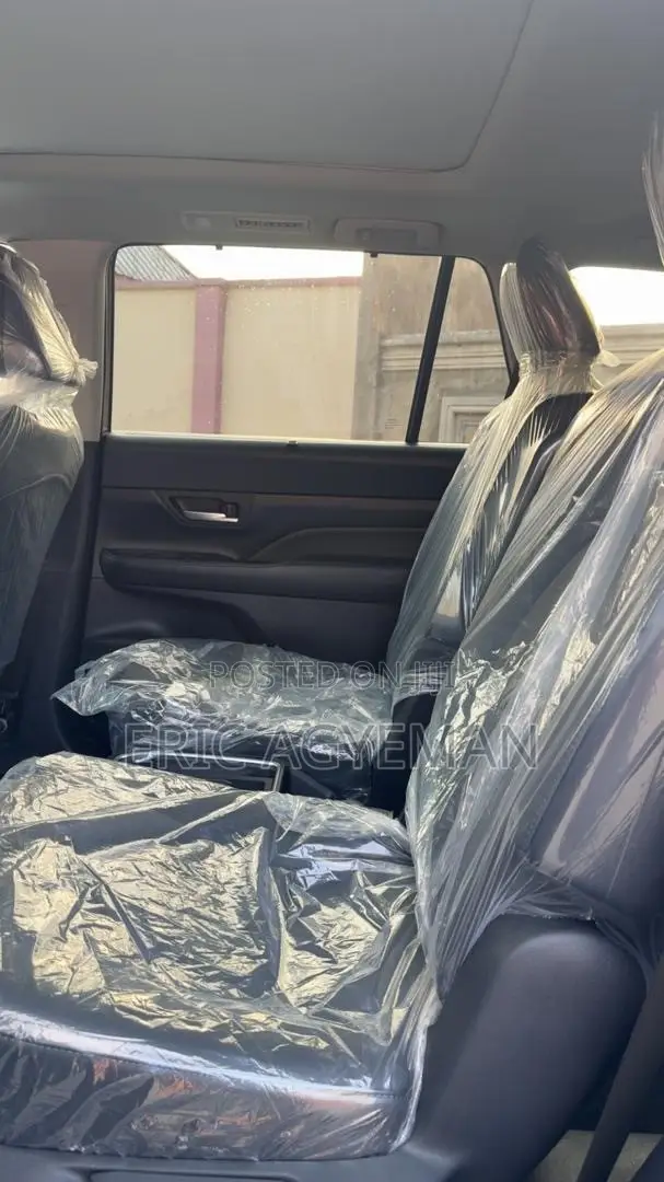 Toyota Highlander 2026 Silver