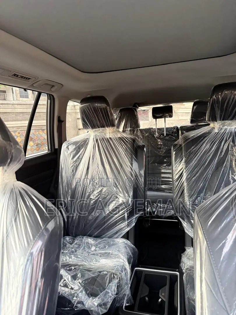 Toyota Highlander 2026 Silver