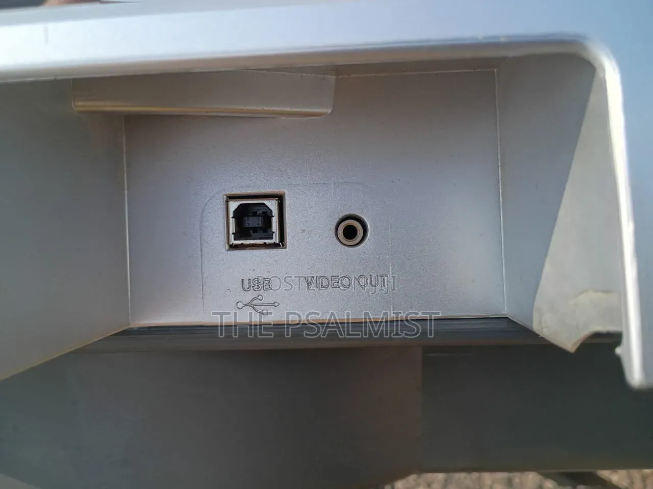 Casio LK 90TV Key Lighting System Had USB Split Layer Transpose Etc