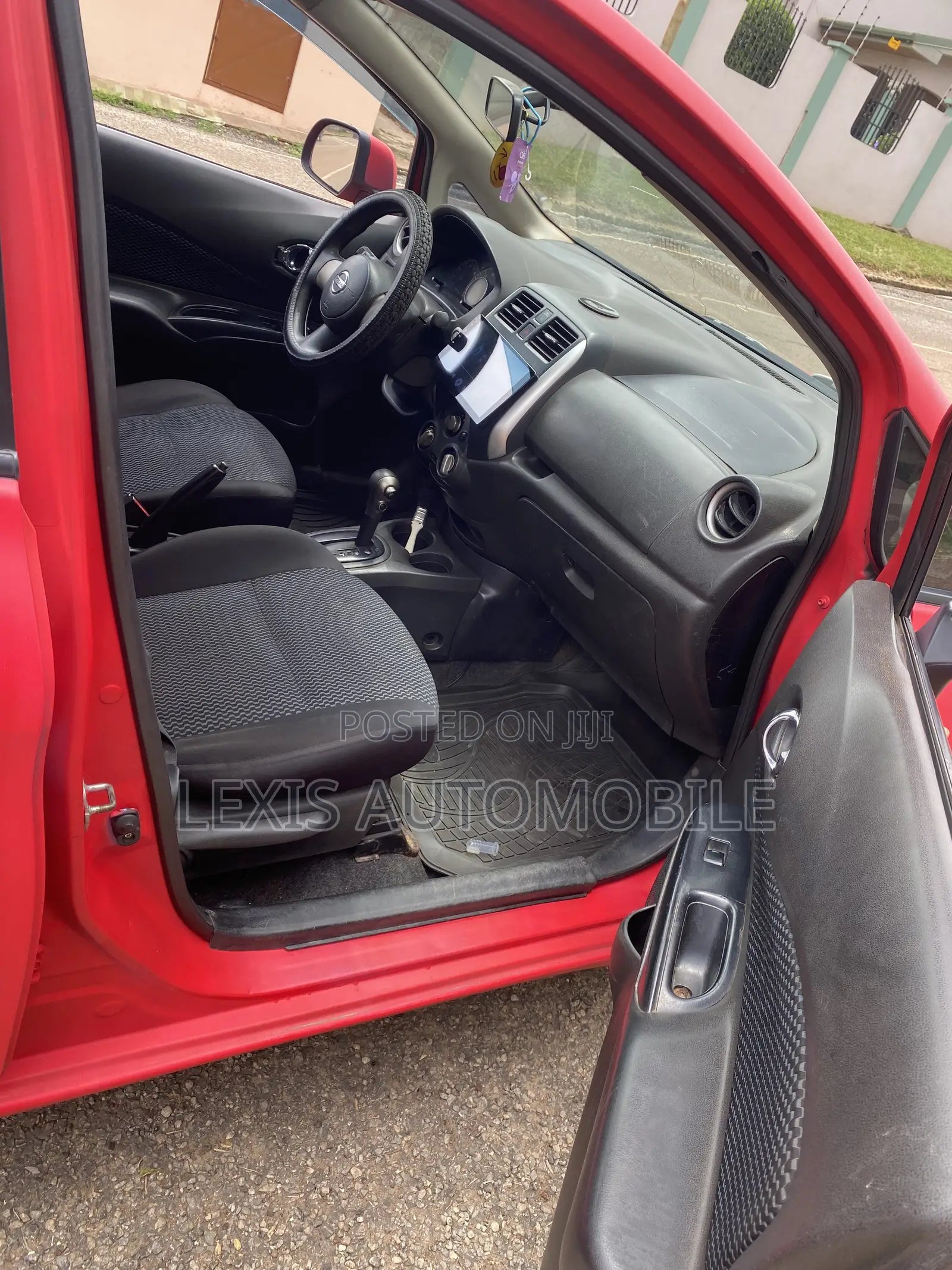 Nissan Note 1.2 Petrol 2014 Red
