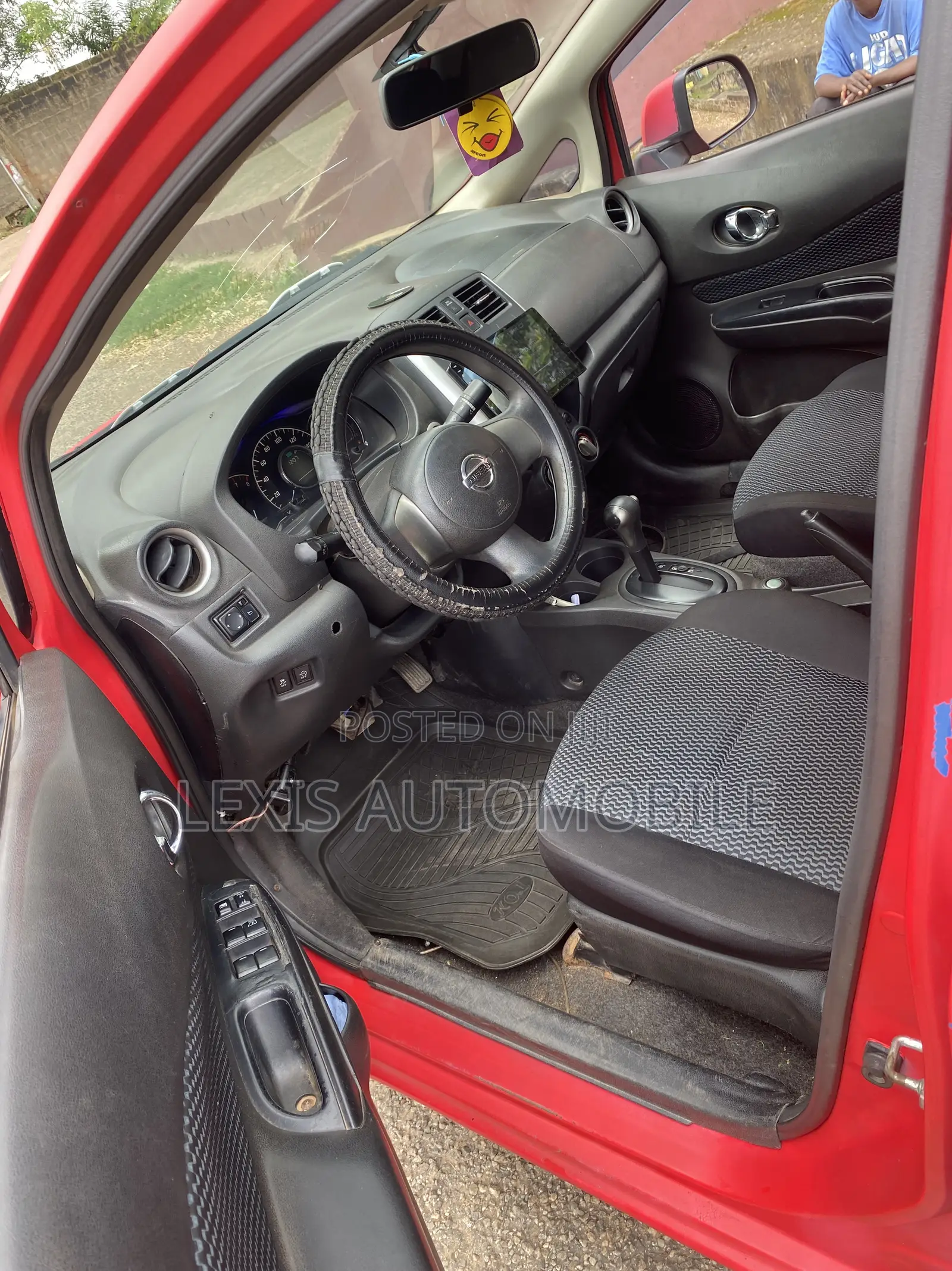 Nissan Note 1.2 Petrol 2014 Red