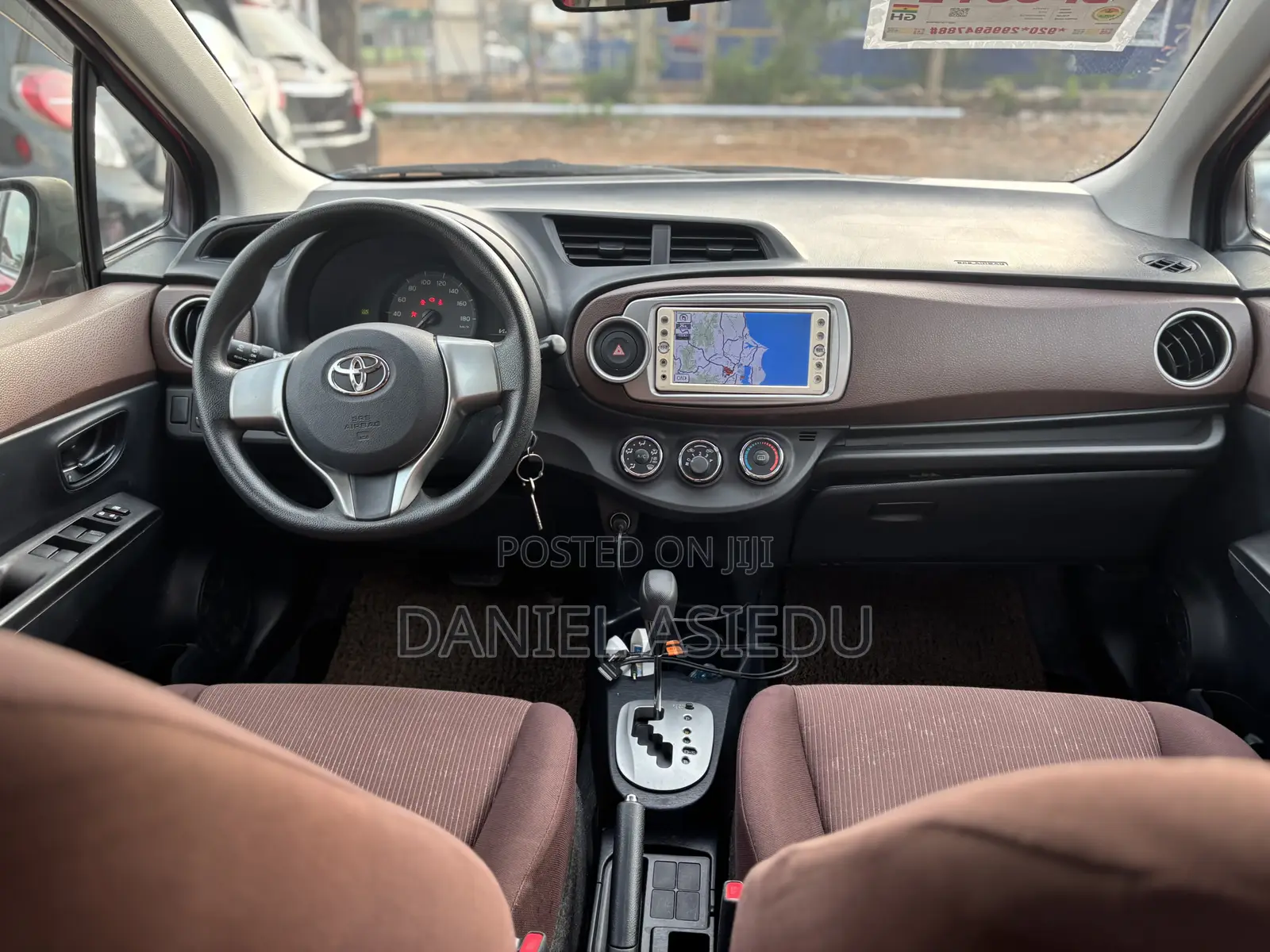 Toyota Vitz 1.3 AWD 3dr 2013 Pink