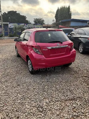 Toyota Vitz 1.3 AWD 3dr 2013 Pink