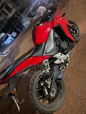 Honda CBR 2019 Red