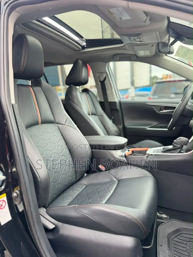 Toyota RAV4 Adventure AWD 2020 Black