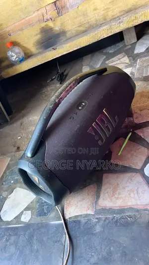 JBL Boombox 3 WiFi