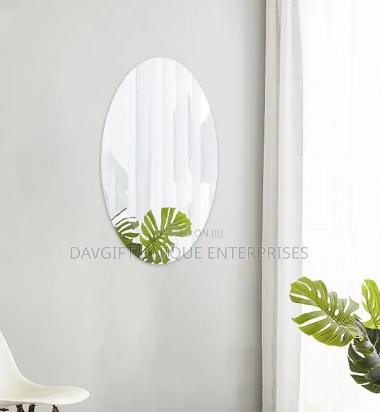 Foldable (Acrylic) Mirror (Oval Medium Size)