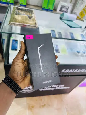 New Samsung Galaxy S25 128 GB Black