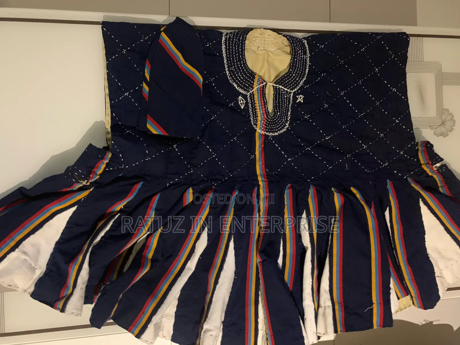 Sleeveless Smocks for Men