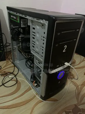 Desktop Computer Asus 16GB Intel Core i7 SSD 256GB