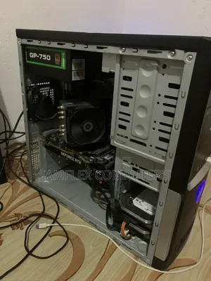 Desktop Computer Asus 16GB Intel Core i7 SSD 256GB