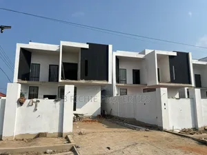 4bdrm House in Ab Richie Properties, Baatsona Total for sale