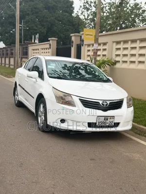 Toyota Avensis 2015 White