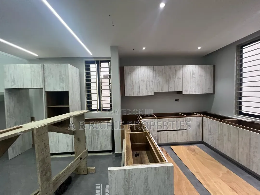 4bdrm House in Ab Richie Properties, Tseaddo for sale