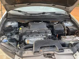 Hyundai Elantra 2008 Silver