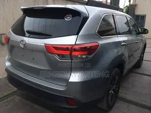 Toyota Highlander 2019 Gray