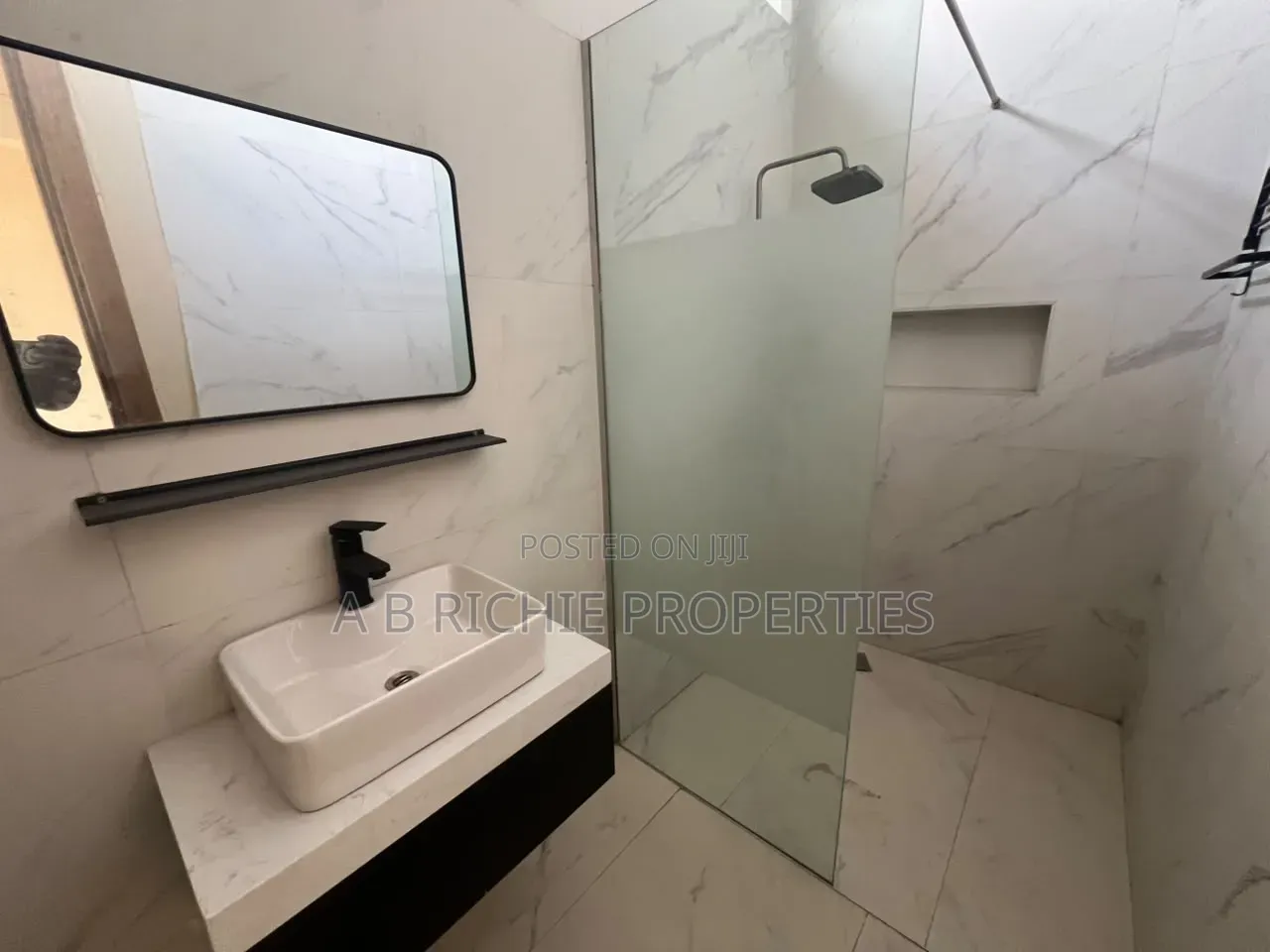 2bdrm Apartment in Ab Richie Properties, Tseaddo for rent