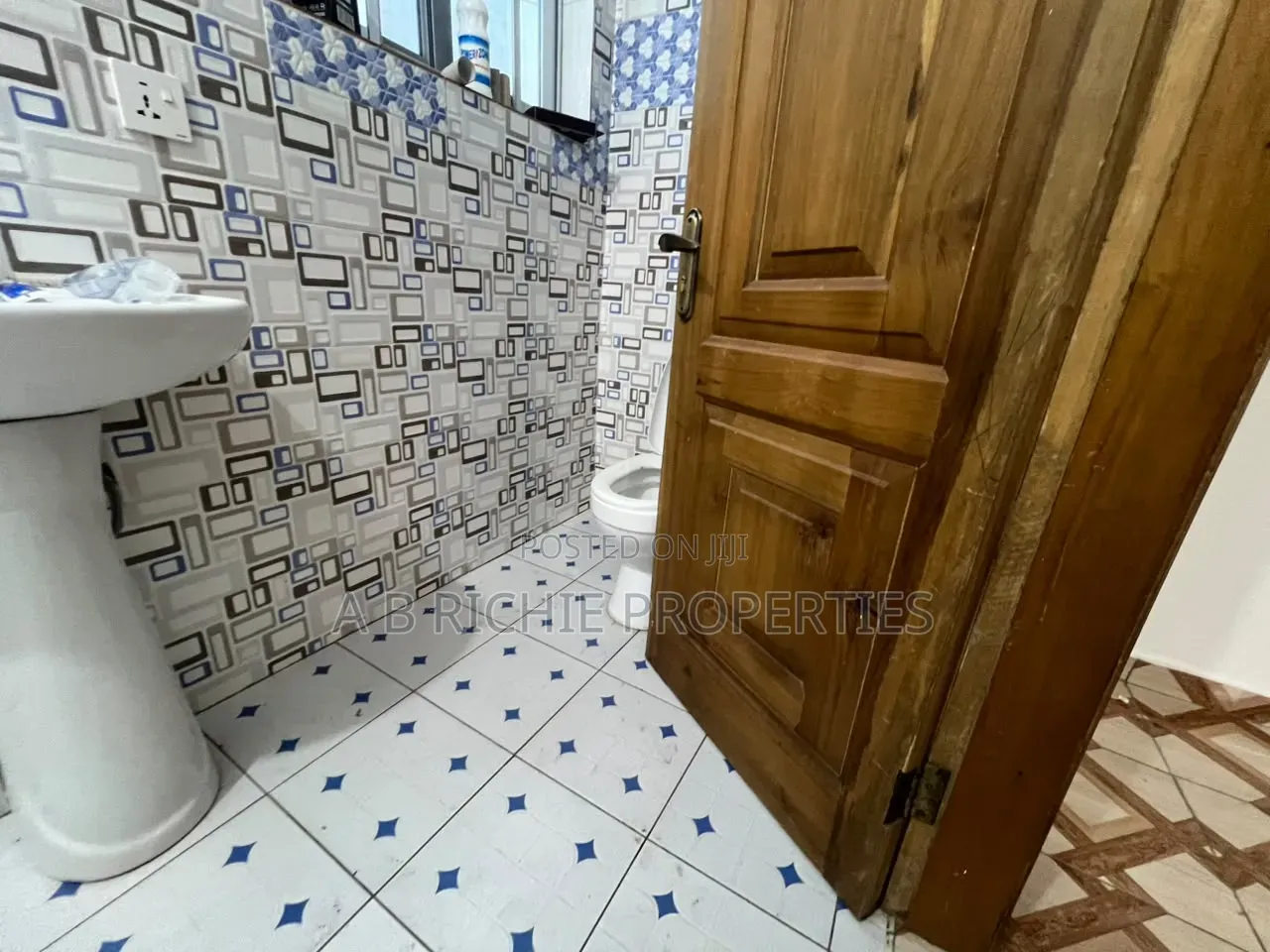2bdrm Apartment in Ab Richie Properties, Tseaddo for rent