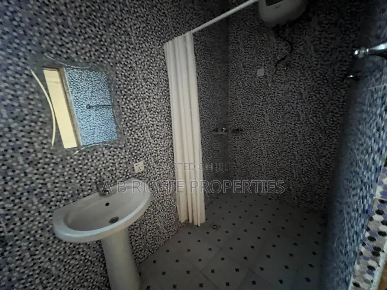 2bdrm Apartment in Ab Richie Properties, Tseaddo for rent