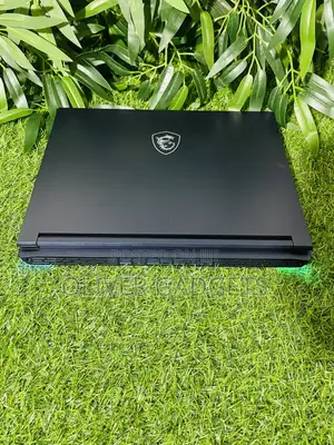 Laptop MSI Stealth 14 Studio A13VF 16GB Intel Core i7 SSD 512GB