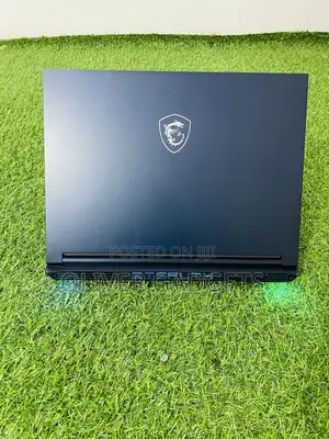 Laptop MSI Stealth 14 Studio A13VF 16GB Intel Core i7 SSD 512GB