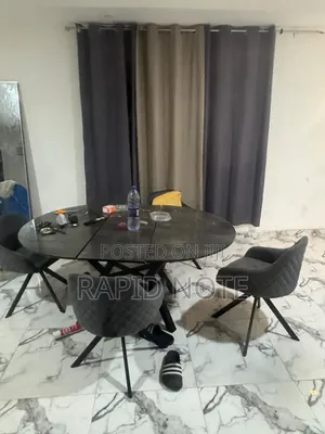 Extendable Dining Set