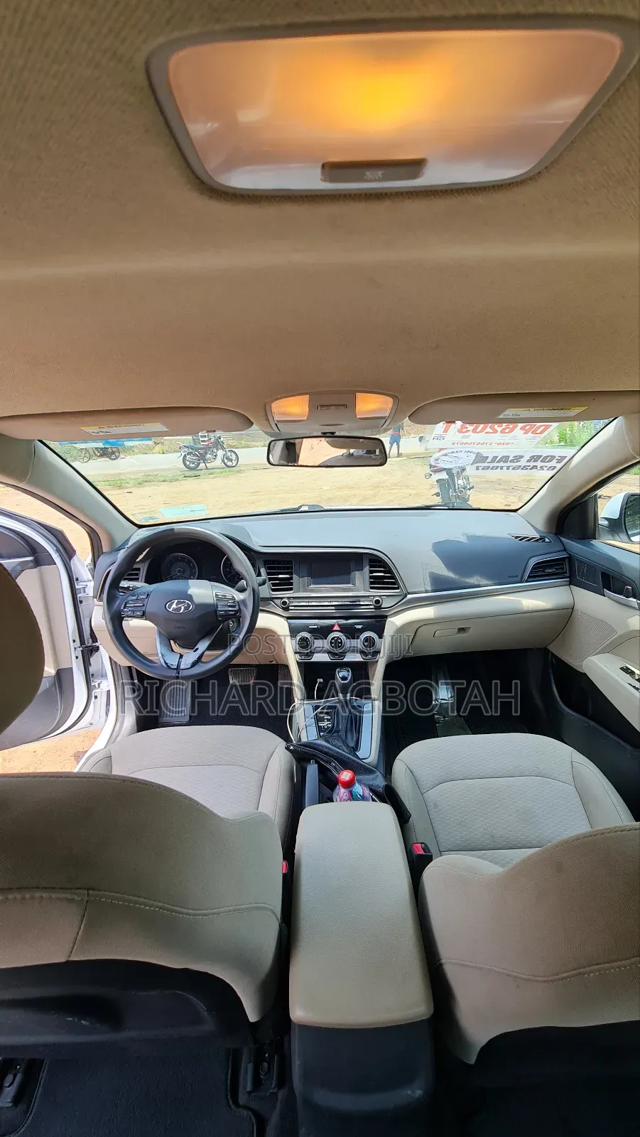 Hyundai Elantra SE 2019 White