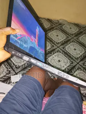 Laptop Asus 4GB Intel HDD 500GB