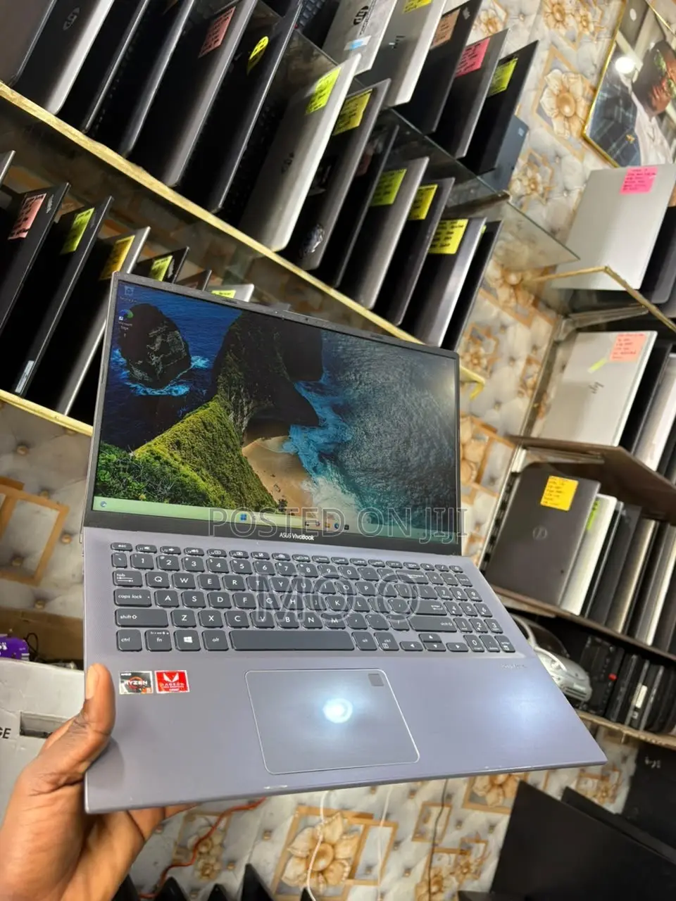 Laptop Asus VivoBook S551LB 8GB AMD Ryzen 5 SSD 256GB