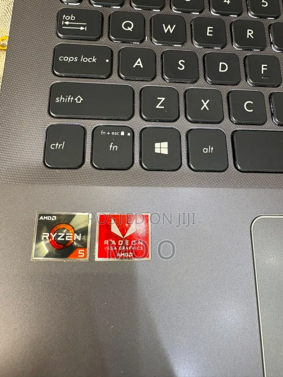 Laptop Asus VivoBook S551LB 8GB AMD Ryzen 5 SSD 256GB