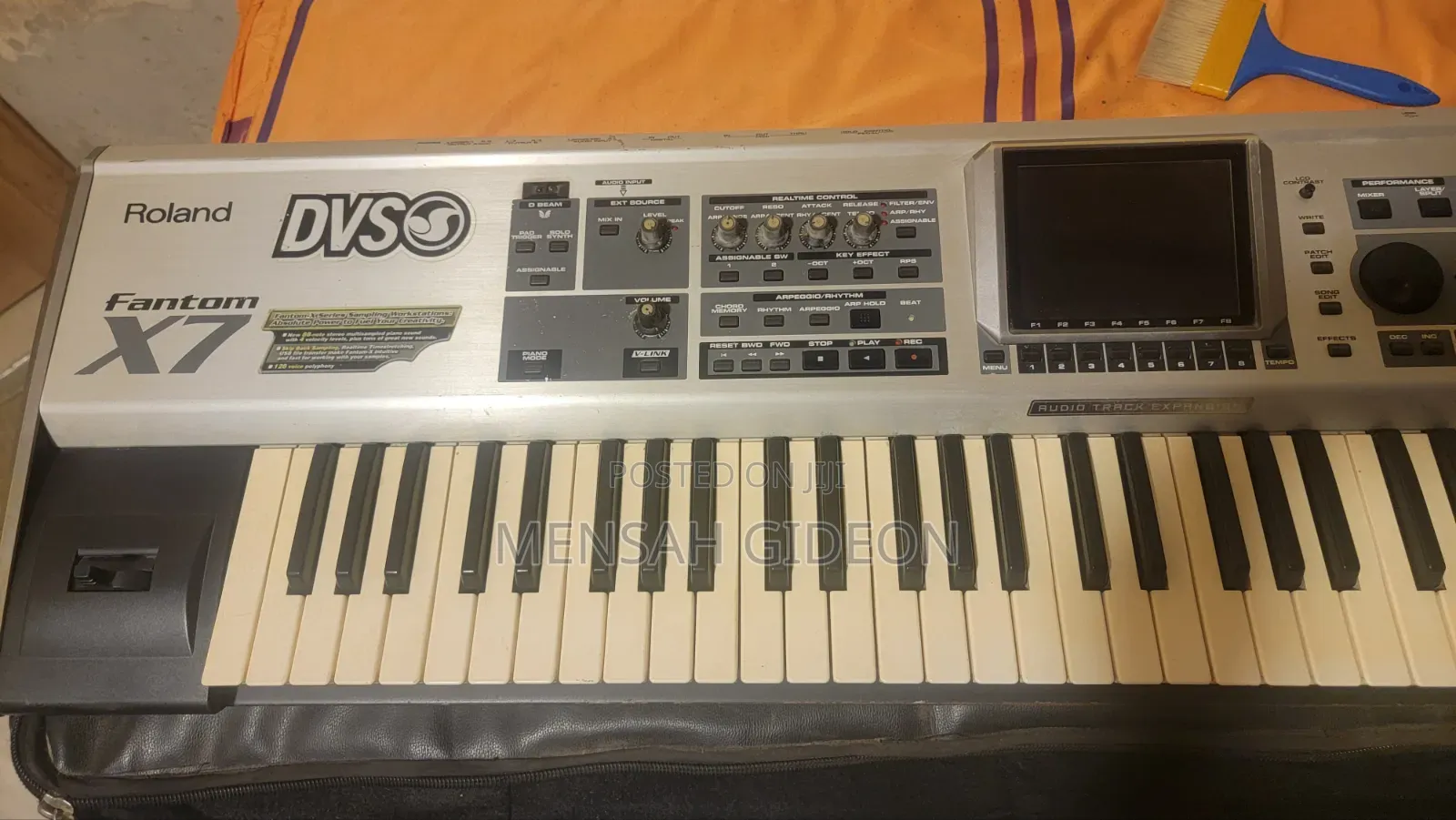 Roland Fantom X7