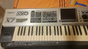 Roland Fantom X7