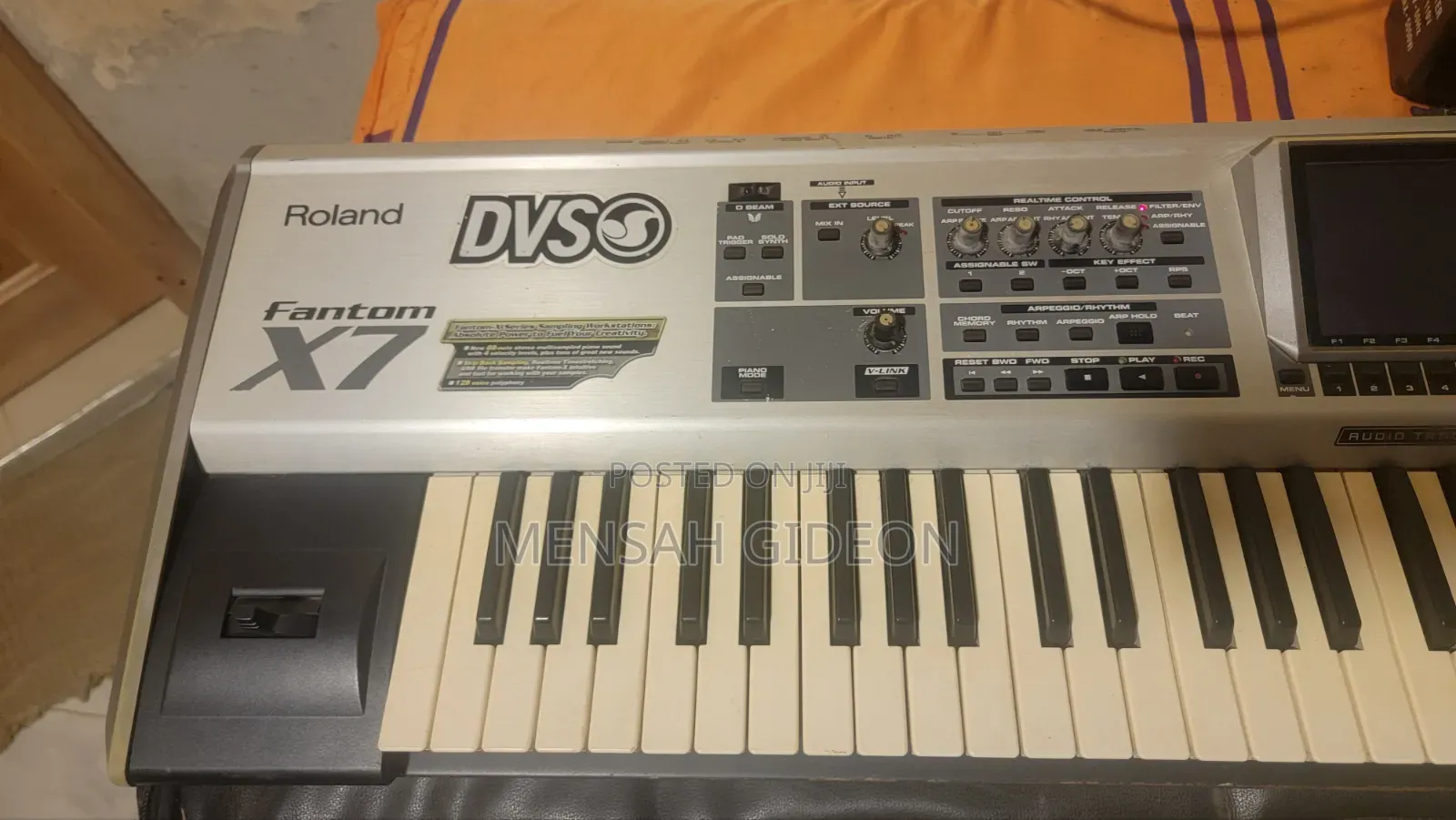 Roland Fantom X7