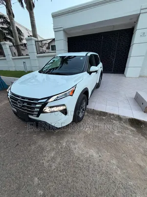 Nissan Rogue 2025 White