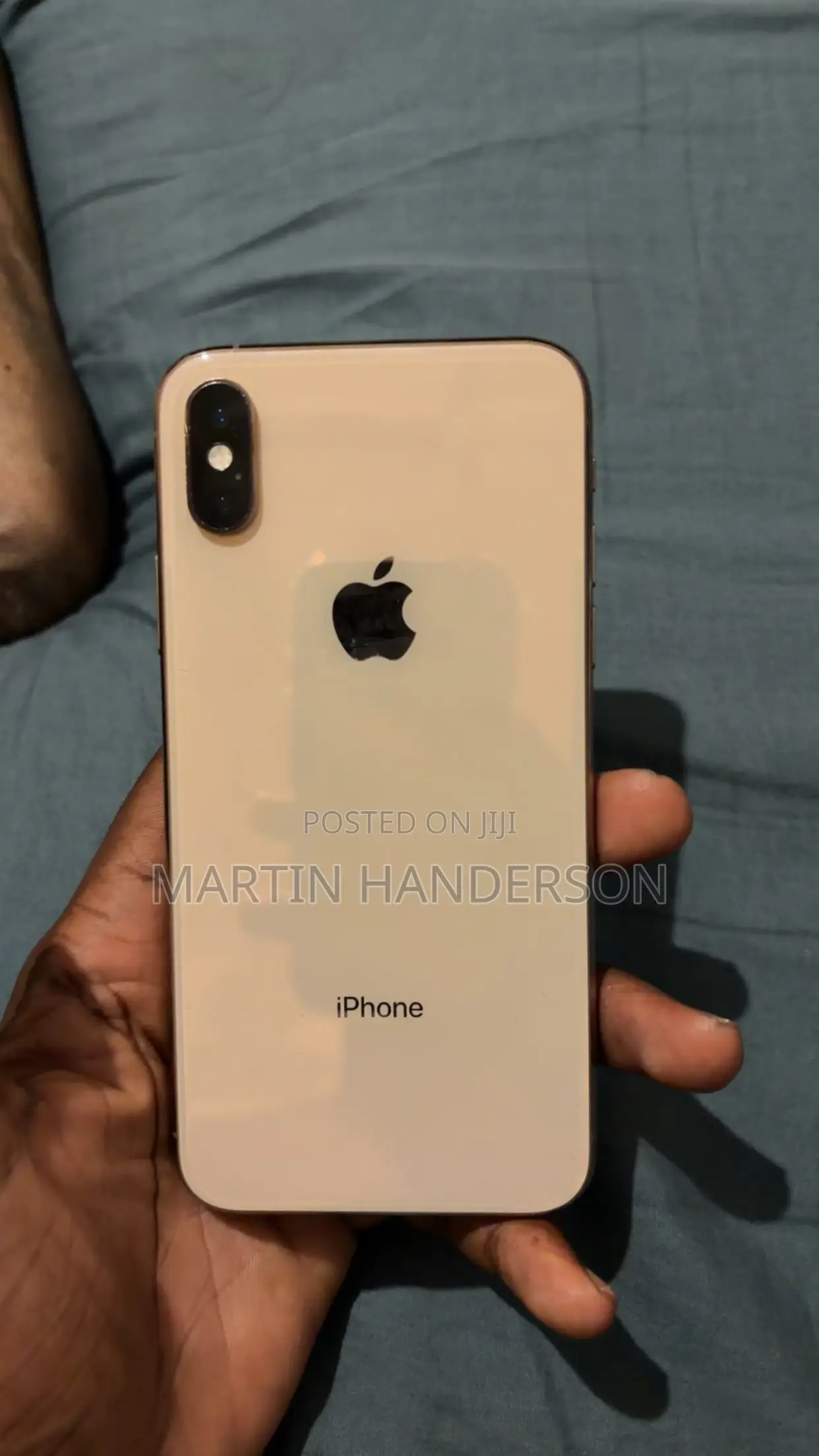 New Apple iPhone XS 64 GB Gold