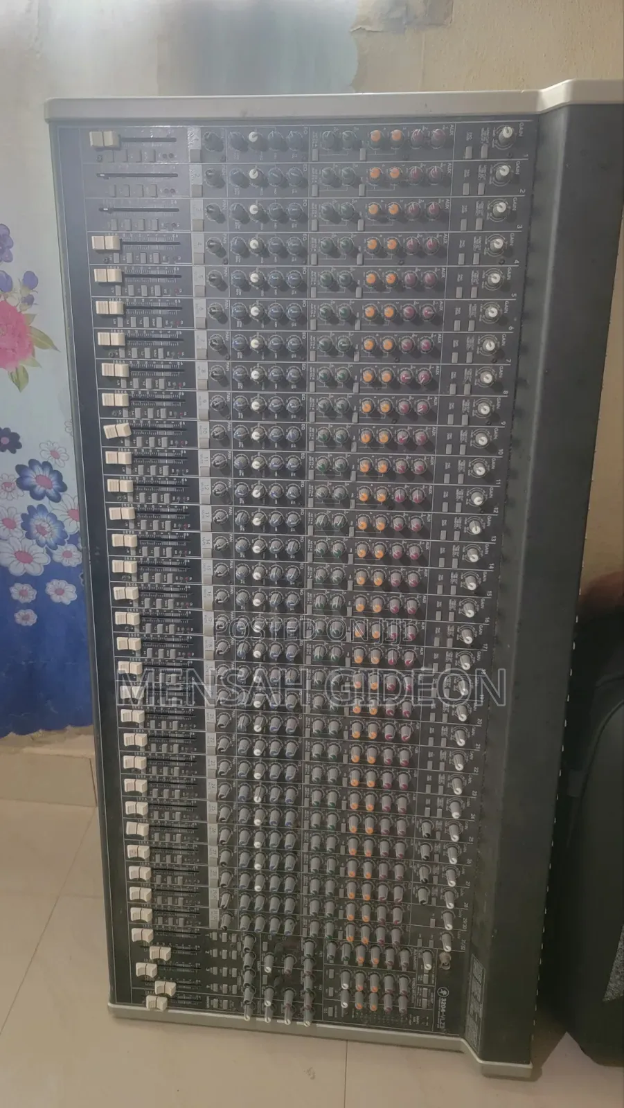 Mackie 24 Channel Analog Mixer