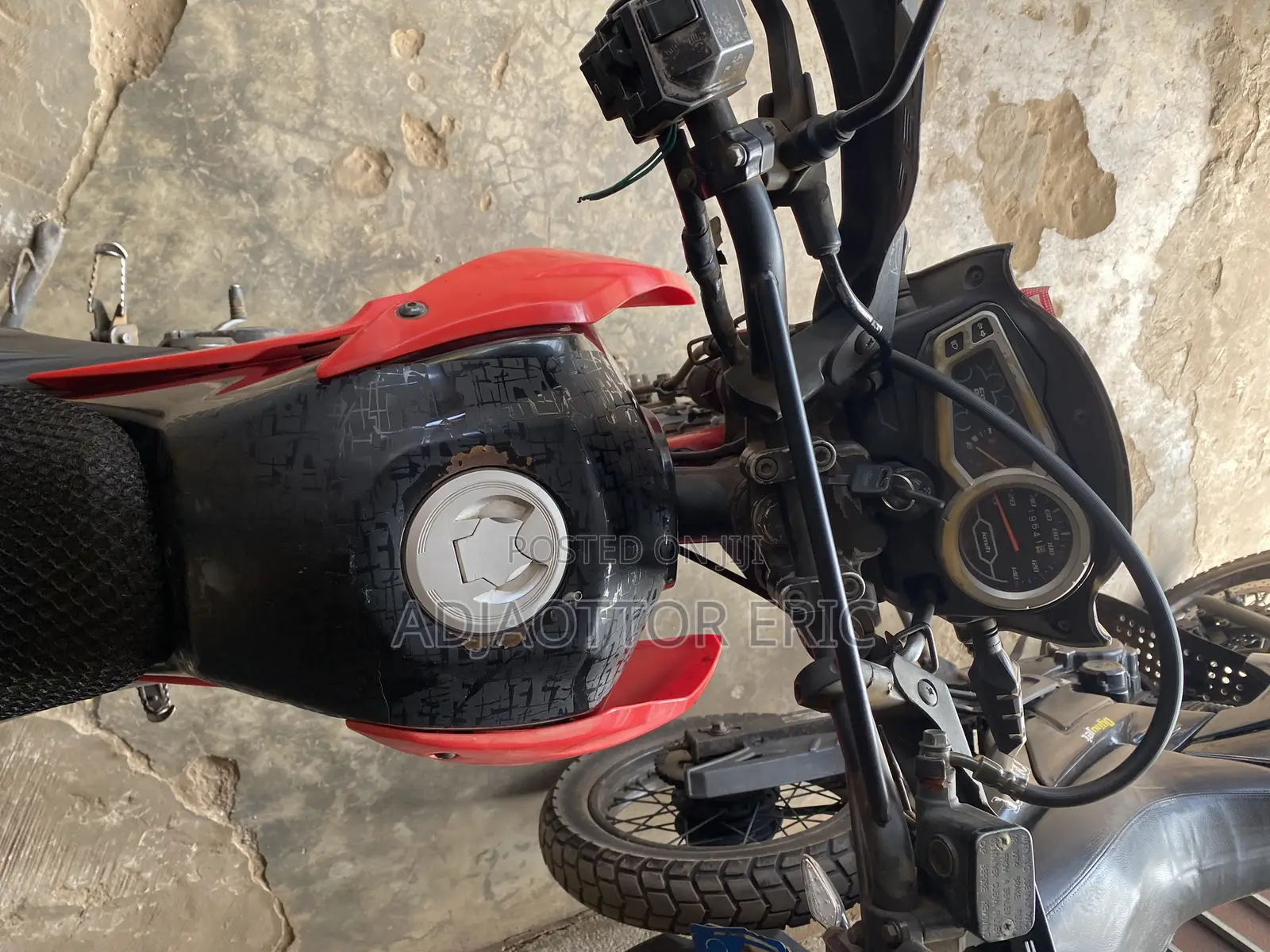 Apsonic AP200GY-3 2022 Red