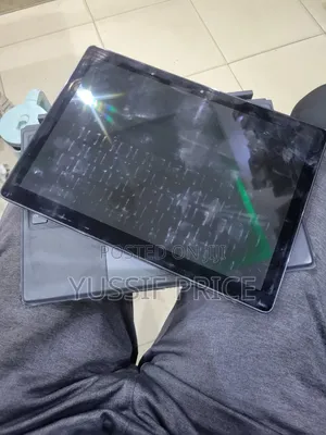 Laptop Dell Latitude 5290 2-in-1 8GB Intel Core i5 SSD 256GB