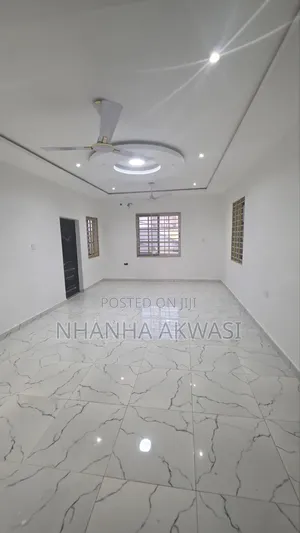 2bdrm Apartment in Klagon, Sakumono for rent