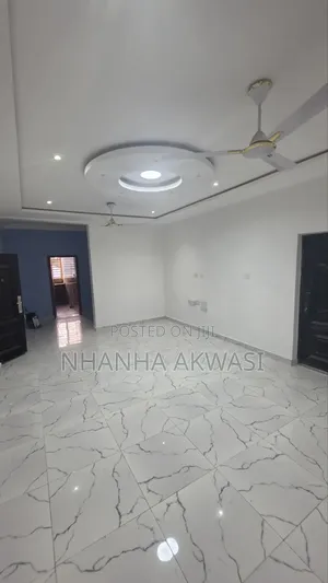2bdrm Apartment in Klagon, Sakumono for rent