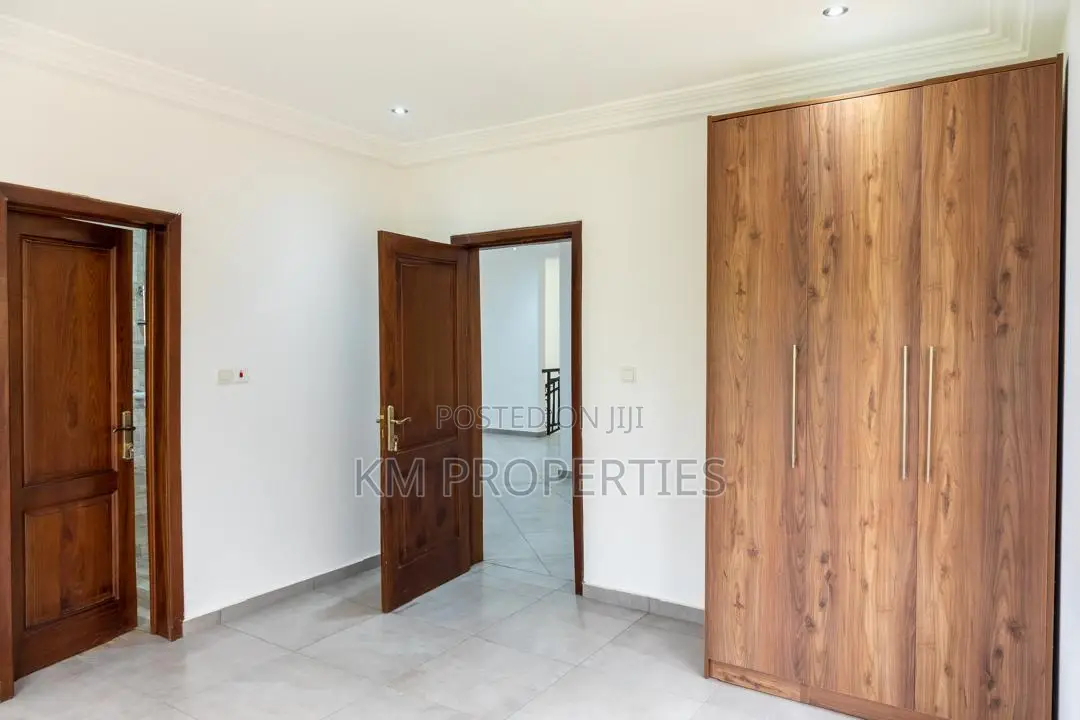4bdrm Duplex in Agbogba for rent
