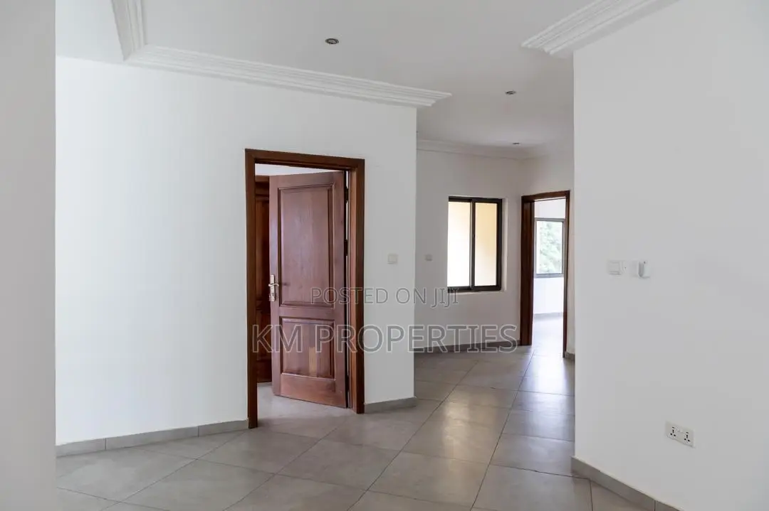 4bdrm Duplex in Agbogba for rent