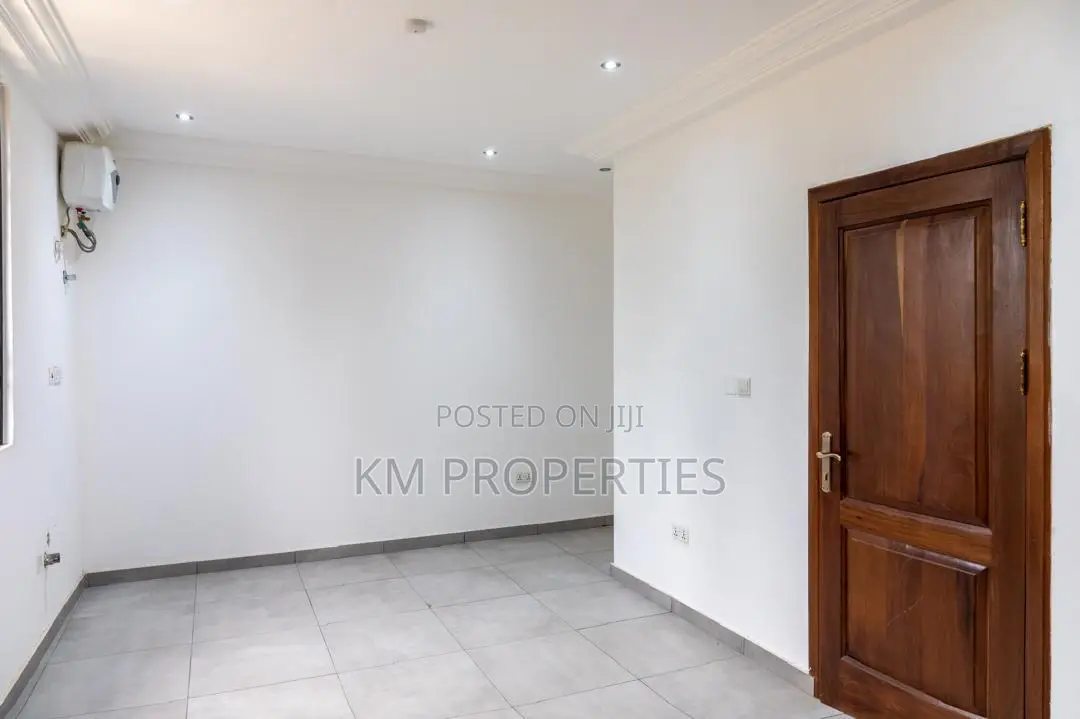 4bdrm Duplex in Agbogba for rent