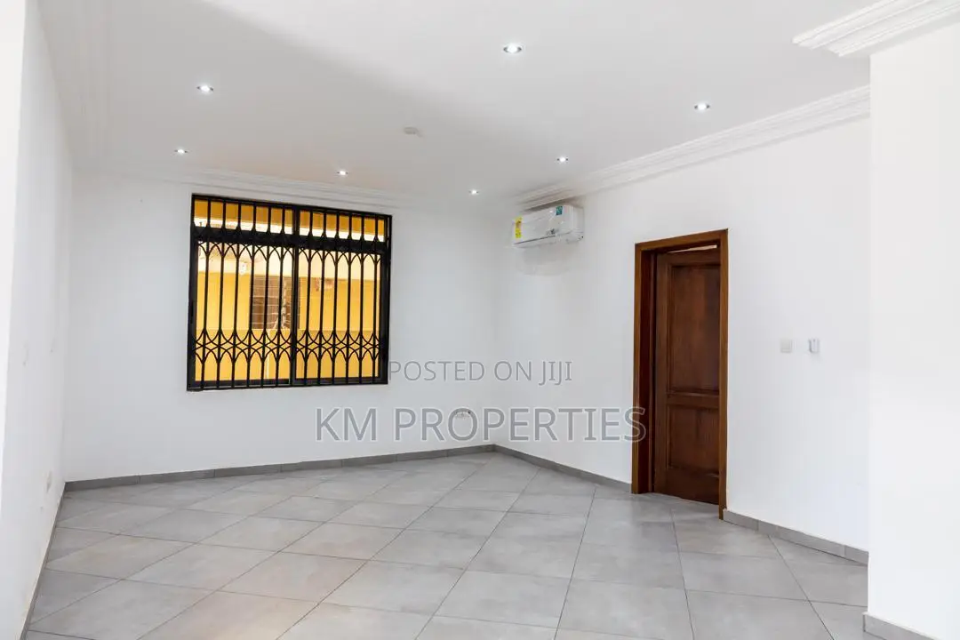4bdrm Duplex in Agbogba for rent