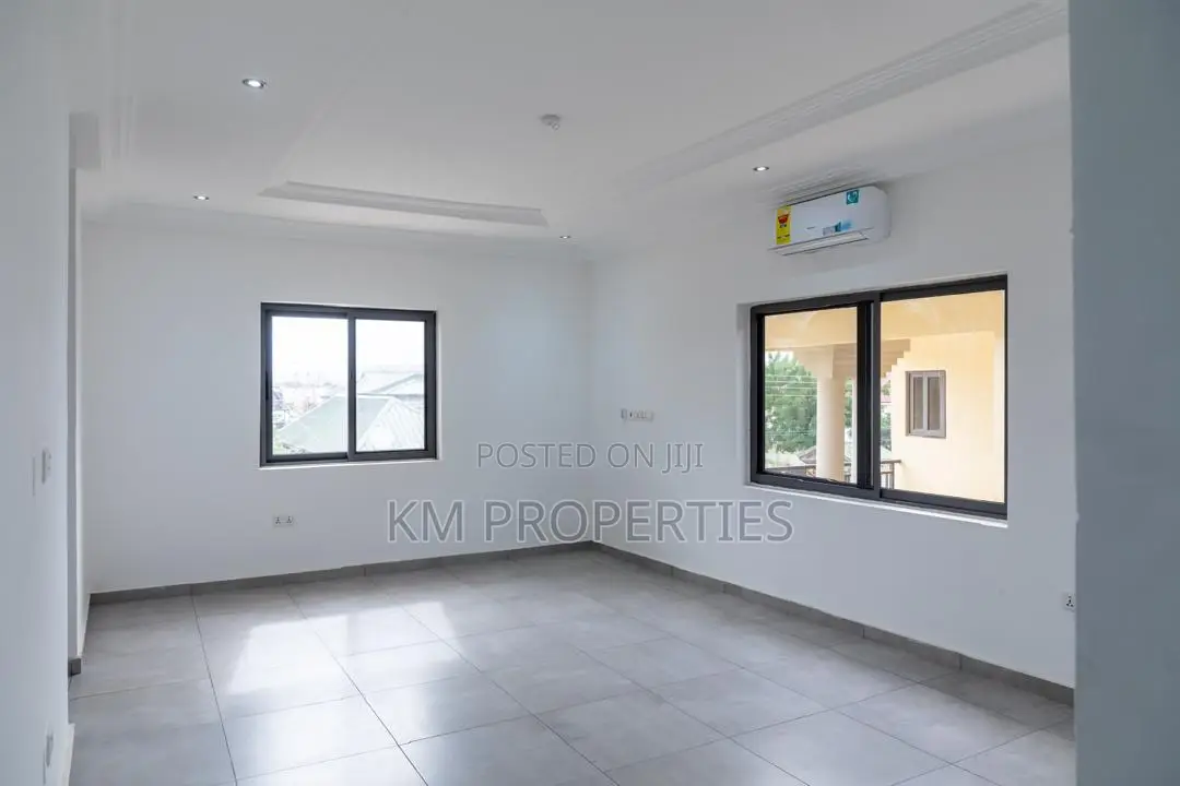 4bdrm Duplex in Agbogba for rent