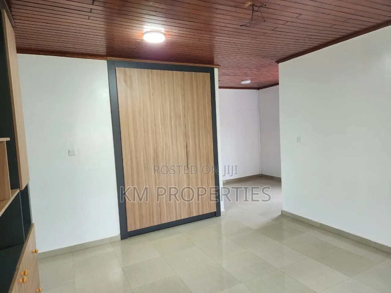 5 Bedroom House With 2bed Outhouse in Haatso.