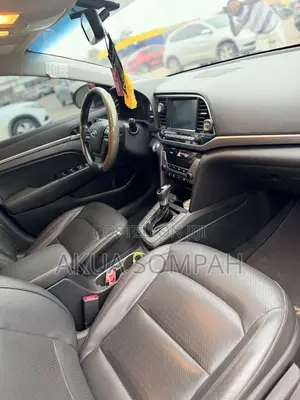 2017 Hyundai Elantra Limited (Cleared 2 Months Ago)