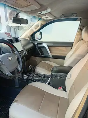 Toyota Land Cruiser Prado 2012 Black