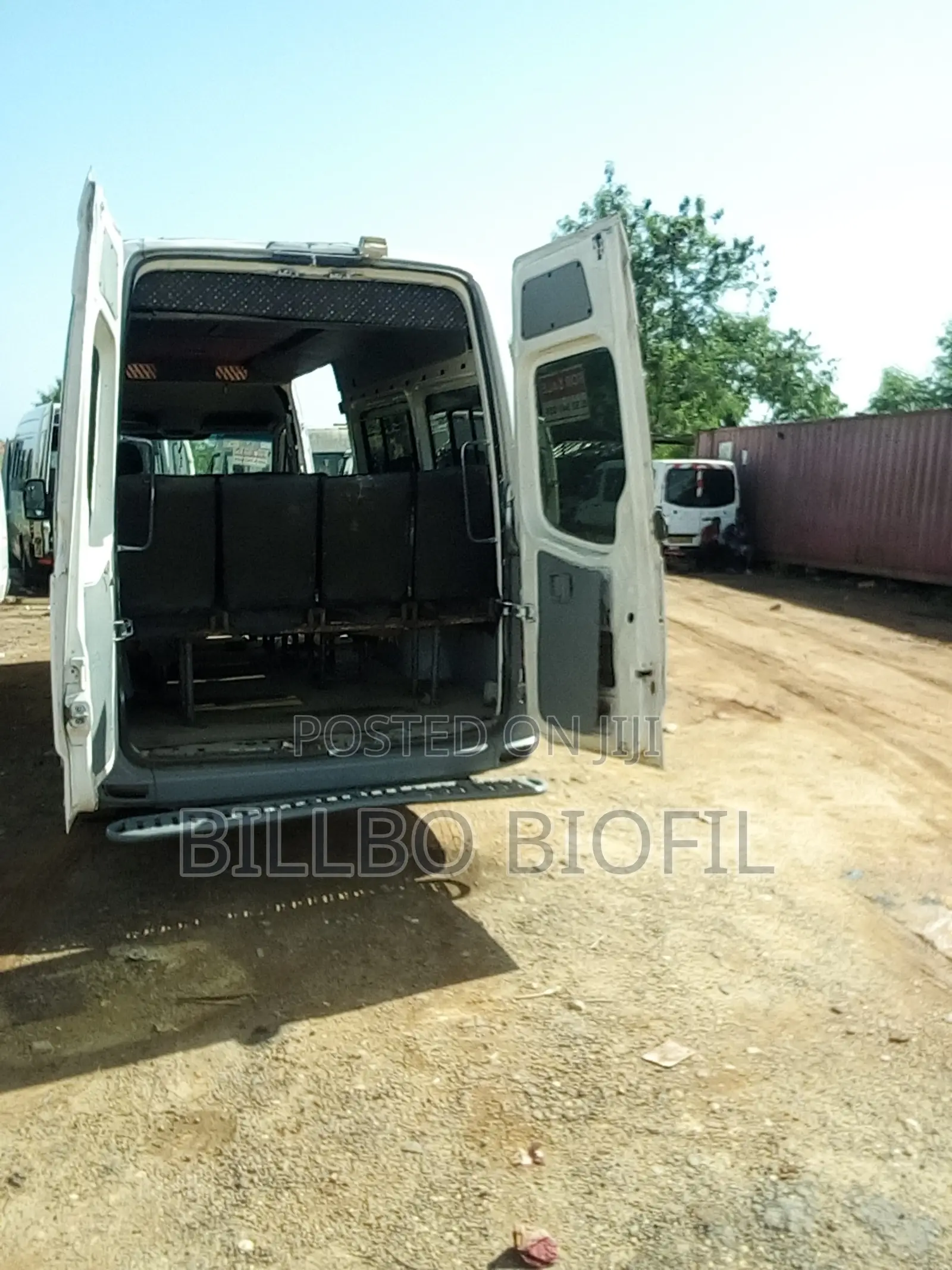 Mercedes-Benz Sprinter 2011 White