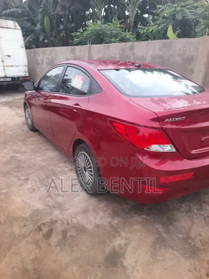 Hyundai Accent 2016 Red